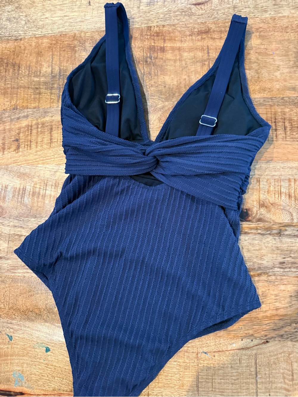 Cupshe Navy Ribbed & Ruched One-Piece Size Medium - Picture 6 of 8